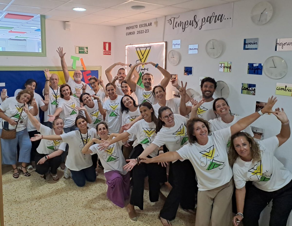 Colegio_Helios's tweet photo. BIENVENIDOS
⏳ Bienvenidos al TEMPUS de Helios.⏳
#TempusHelios
En el acto de bienvenida de esta mañana nos ha visitado la Dama del TIEMPO.
👋 BIENVENIDOS 👋 https://t.co/FSNoGoXcpl