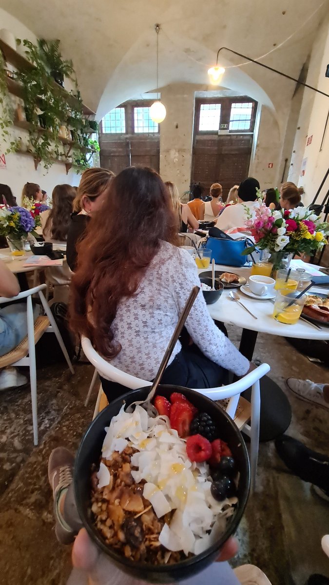 AlemaPelesic's tweet photo. Our Monday could not have begun more positively and sweetly! @NEARbalkan team, @idapandur, @rahela_vr , and @sally_mg representing #NEARCON2022 during breakfast side-event of @NEARFoundation about women in web3 ๐ฉโ๐ป ๐งต1
#nearcon2022 #nearbalkans #womeinweb3 https://t.co/T7nwsYEM7b