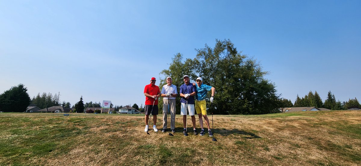 snocoliving's tweet image. Friday was such a great day. Every year, we are a sponsor at the #safewayfoundation's Pink the Rink Breast Cancer Awareness &amp;amp; Survivor Celebration event. I dedicated my round to my Grandma who is a survivor and turned 92 yesterday. We tied for 1st but lost on the 2nd tie breaker.