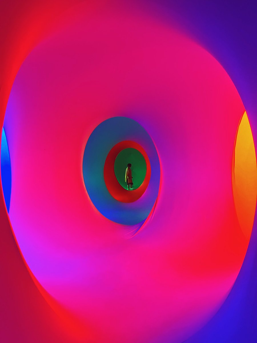 yossy_jpeg's tweet photo. if youโre able to, canโt recommend visiting the colourscape musical festival pop up in Clapham Common before it goes on the 18th, one of my fave things Iโve experienced in london https://t.co/FjVm2QZJyW