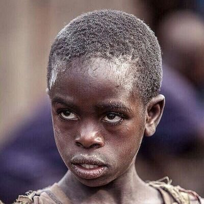 ChwaiJoy's tweet photo. @emily_teffoME Bathong wena🤣🤣�� https://t.co/d0bGUeubKh