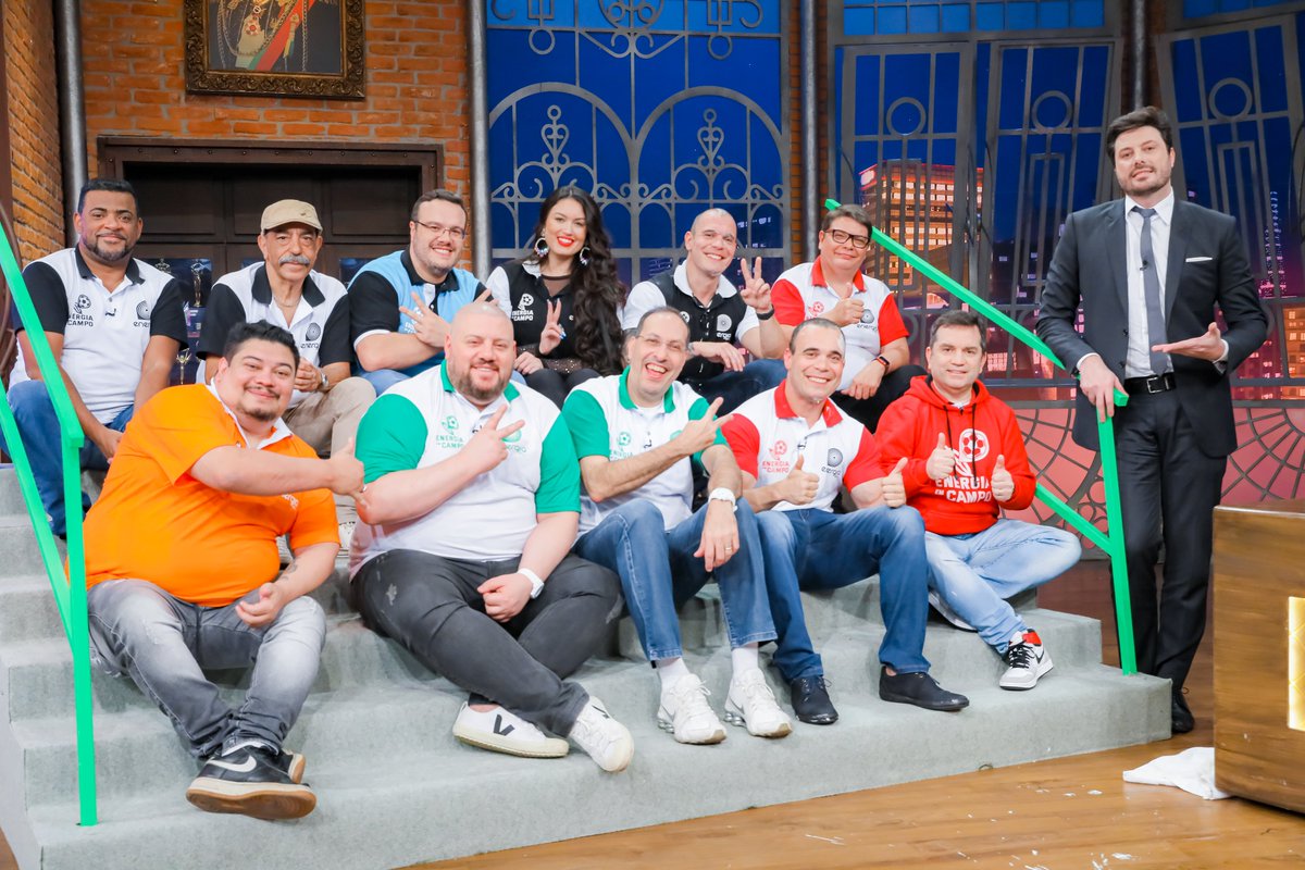 Turma do 'Estádio 97' invade o The Noite nesta segunda-feira (12) 😍

tinyurl.com/sbt223273