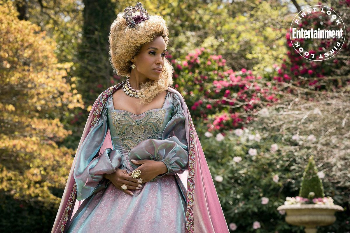strongblacklead's tweet photo. Calling all Evers and Nevers.... Here's your first look at @kerrywashington &amp; @SofiaWylie in #TheSchoolForGoodAndEvil from @ew! https://t.co/fZe282yhAI