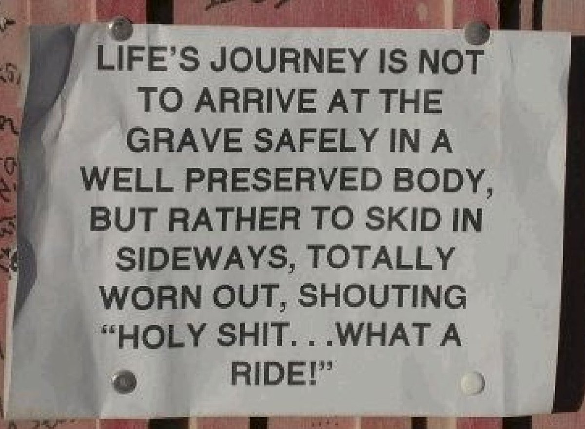 lisaqo's tweet photo. I hope you are living your life fully.
#MondayMotivation #BeKind #YouDoYou #DoThatThing #Live https://t.co/zWJmM6fgEH