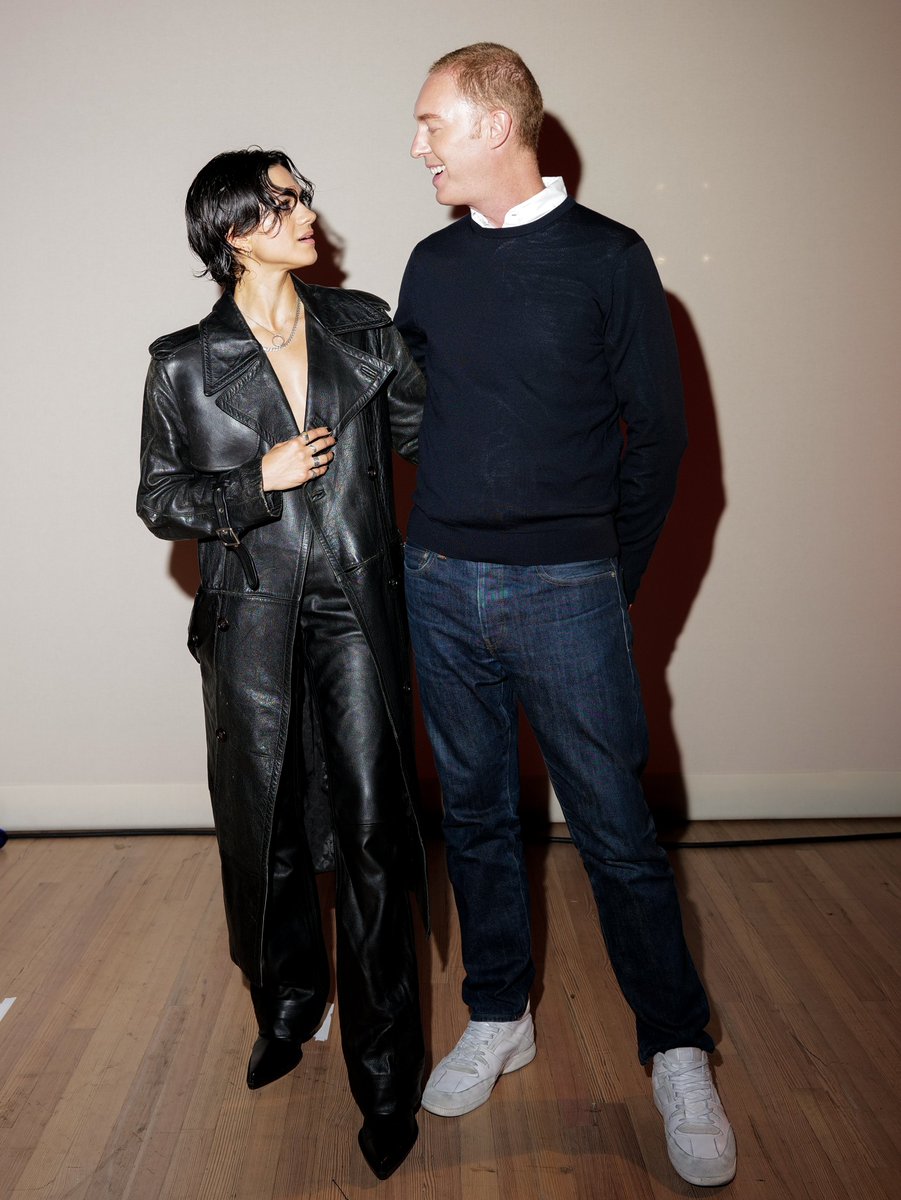sashacsource's tweet photo. 📸 [HQ] @SashaCalle and @StuartVevers at  Coach Spring 2023 at NYFW  / via @BFA https://t.co/l5iADiFZ5p