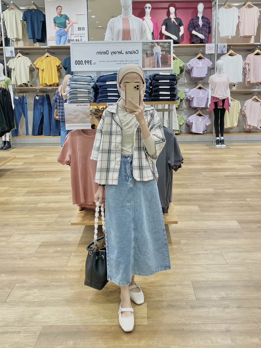 anggrisriska's tweet photo. — Outfit Inspo for Petite 🫶🏻

✨ petite tb 147 cm

A THREAD https://t.co/WP1d7GR47Y