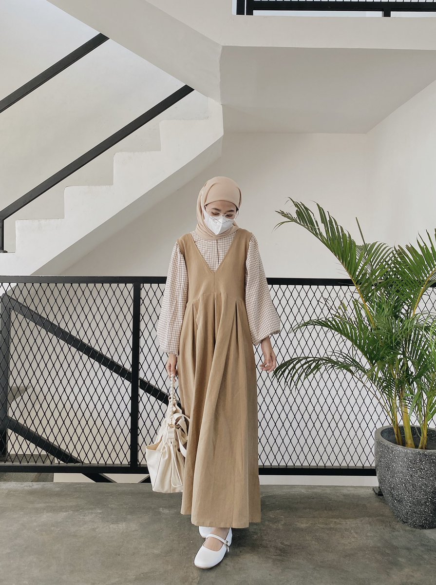 anggrisriska's tweet photo. — Outfit Inspo for Petite 🫶🏻

✨ petite tb 147 cm

A THREAD https://t.co/WP1d7GR47Y