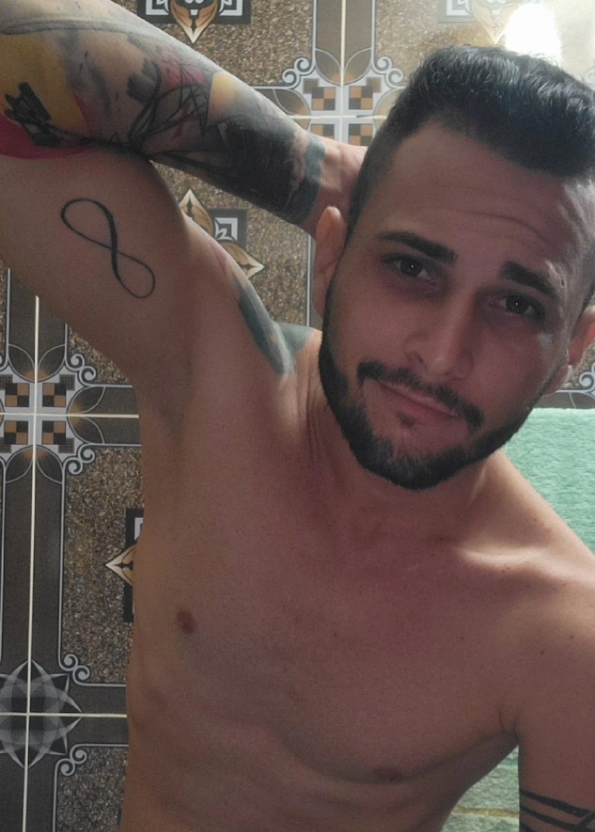 MichaelGS_1998's tweet photo. Almost finished!!💉
#tattoos https://t.co/3atskB3t1s