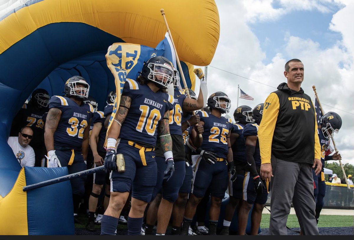 After a great conversation with <a href="/Coach_JMiller/">James Miller</a>. I am blessed to receive my 2nd offer to play football <a href="/ReinhardtFB/">Reinhardt Football</a> ! #PTP <a href="/Reinhardt_Univ/">Reinhardt University</a>  <a href="/TheViewRecruits/">Creekview Football Recruiting</a> <a href="/CoachWilliams22/">Trevor Williams</a>  <a href="/CoachMartinC/">Chip Martin</a>  <a href="/FtballAtTheView/">Creekview Grizzly Football</a> <a href="/RecruitGeorgia/">Recruit Georgia</a>