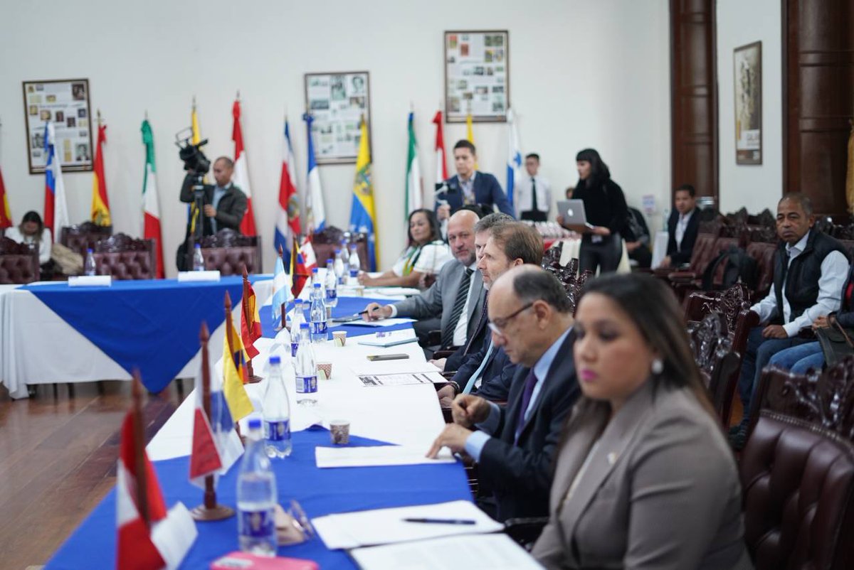CamaraColombia's tweet photo. #HoyEnCámara #PrimerForo sobre la migración colombiana en el exterior, espacio para la articulación de la visión de la ciudadanía migrante con la institucional. #ForoMigracionColombiana https://t.co/K4rHliqLg0