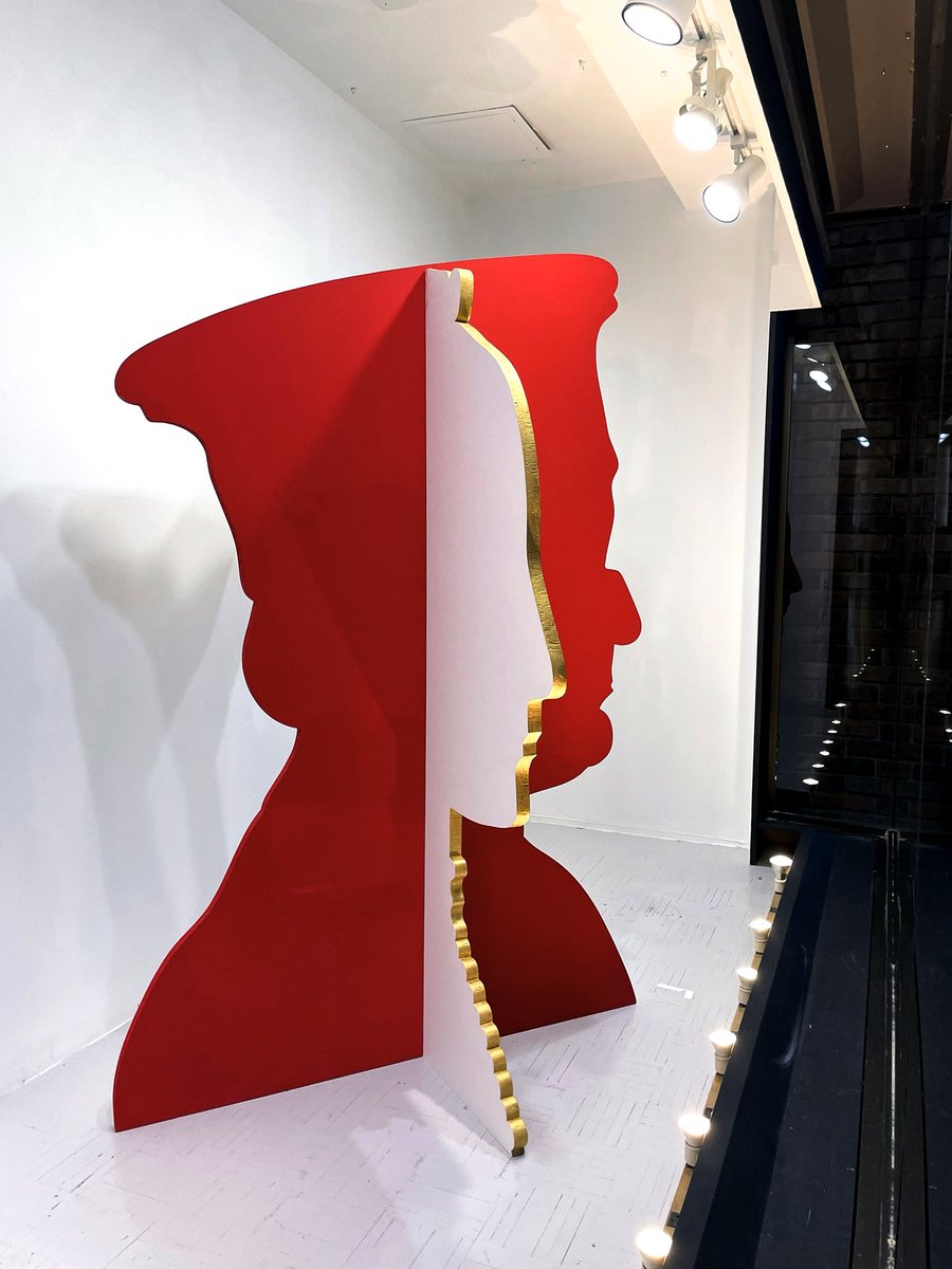 bdavidgallery's tweet photo. Check out a sculpture installation by Charles P. Reay tonight at WINDOW ON FORSYTH, viewable 24/7 at 7513 Forsyth Boulevard
-
#WindowOnForsyth #Sculpture #PublicArt #artconsultant #artadvisor #GoSeeArt #downtownclaytonMO #STLmade  #STLart #STLculture #stlbloggers #explorestlouis https://t.co/toJeMtsHy4