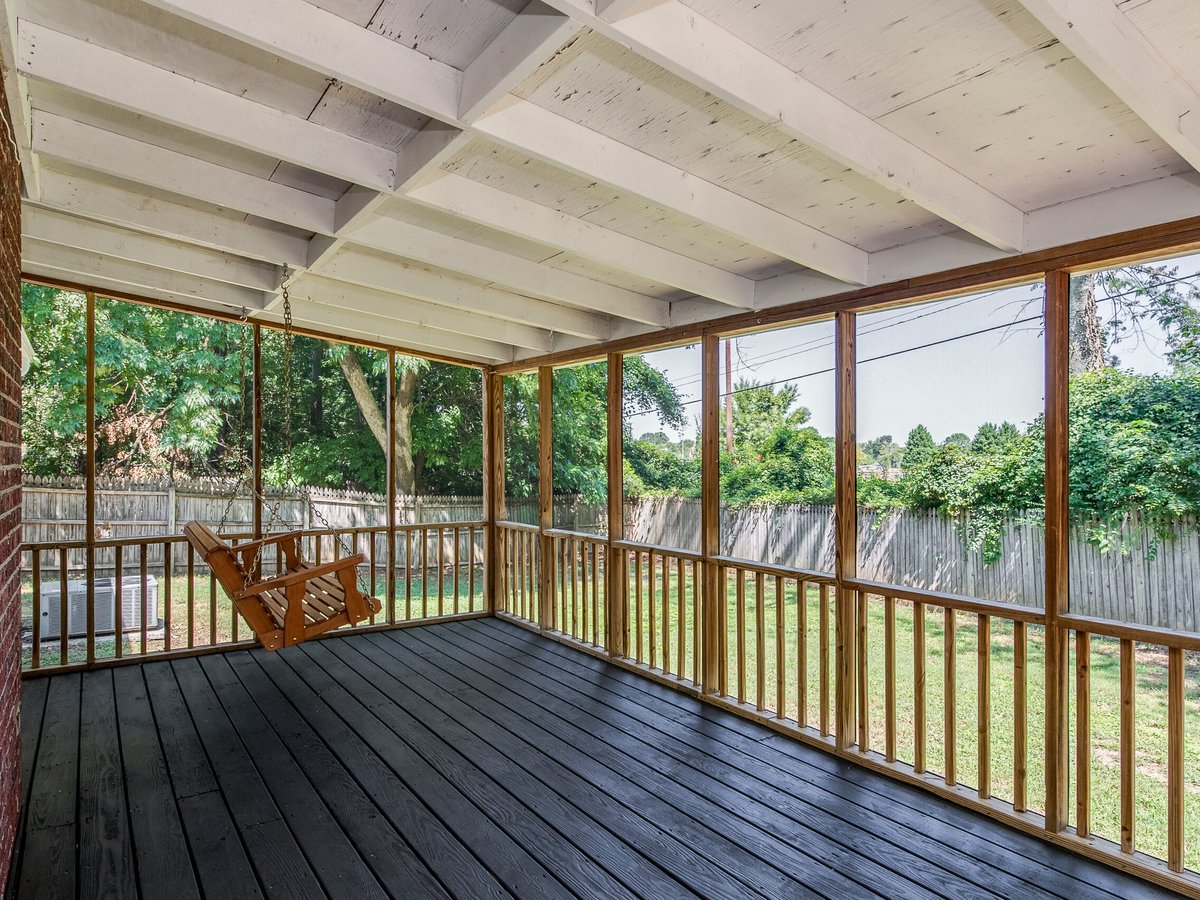 virtuallystaged's tweet photo. Are you ready to freshen up your vacant listing for just $35.00 per photo? 🏠 I offer affordable Virtual Staging & Virtual Landscaping Services! Visit my website for more information: https://t.co/iDI2UiV6P1
#realestatemarketing #virtualstaging #virtuallystaged https://t.co/7gaEkpDXY0