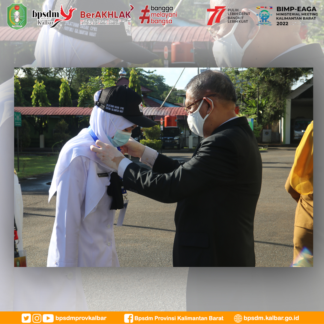 bpsdmprovkalbar's tweet photo. Pontianak, 12 September 2022
Pembukaan Pelatihan Dasar CPNS Golongan II dan Golongan III Provinsi Kalimantan Barat Tahun 2022 di BPSDM Provinsi Kalimantan Barat oleh Gubernur Kalimantan Barat Bapak H. Sutarmidji, S.H., M.Hum.
#bpsdmkalbar https://t.co/YR6tBQ67eT