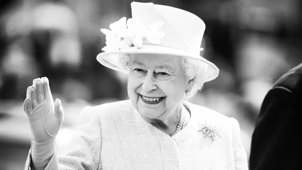 pyhixenejy's tweet photo. #QueenElizabethll #QueenElizabeth #KingCharleslll #KingCharles #ENGvSA #AbolishTheMonarchy #AsteproandGo #ShutDown #DoyinDavid #UkraineWilIWin #Ukraine #USOpenHappy
The Queen's departure means the end of this era, let's usher in a new era https://t.co/B4zJi1rerj