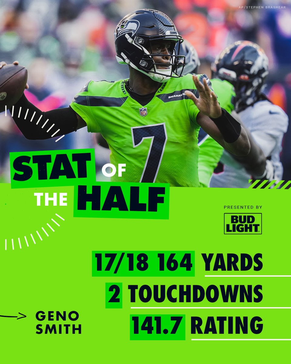 Seahawks's tweet photo. An almost perfect @GenoSmith3 half. 

#GoHawks x @budlight https://t.co/Yy4X3Wfciy