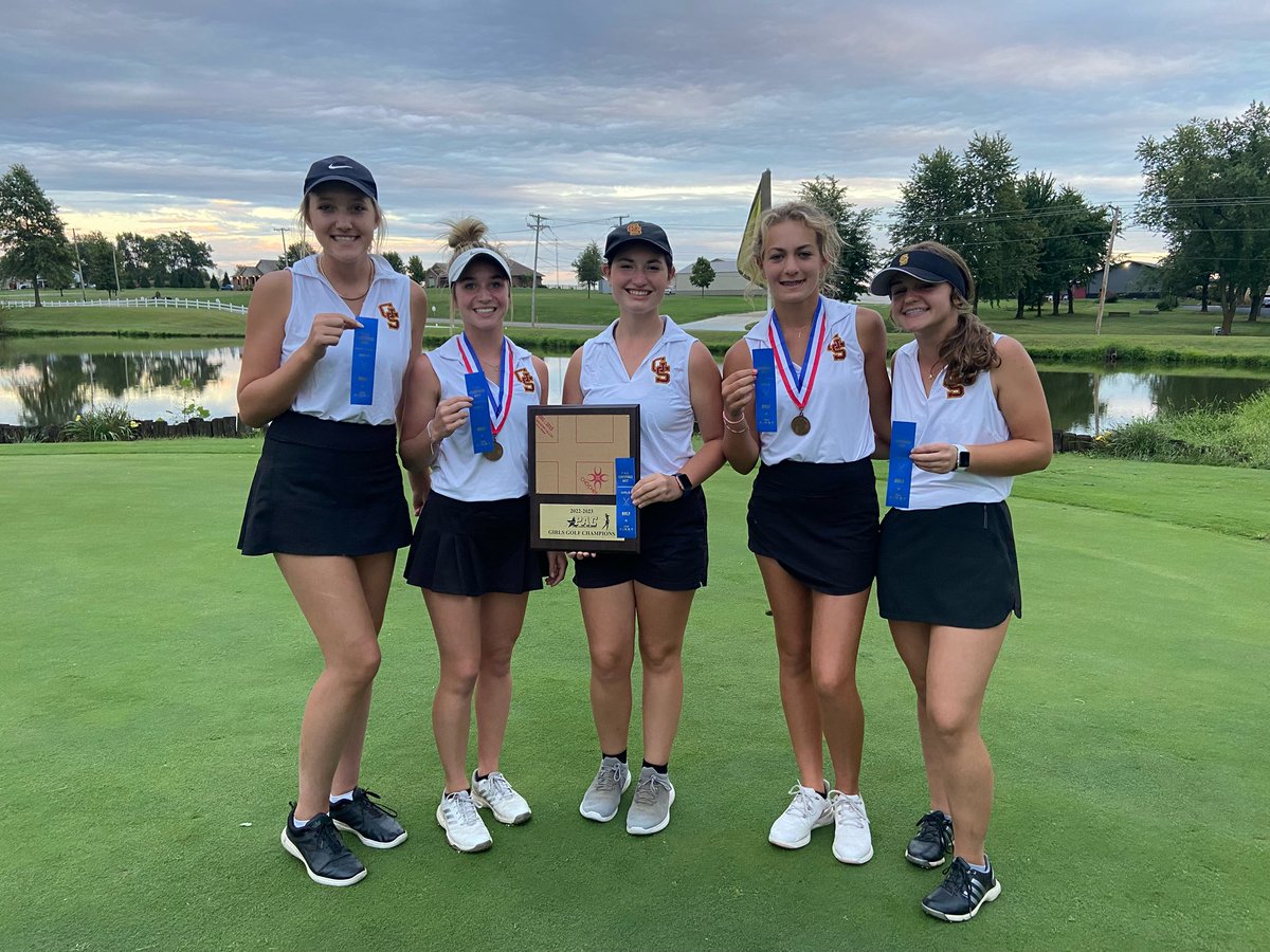 MadilynSperling's tweet photo. Lady Titans win the PAC!!!! I was focused today and shot a 36 and won 1st place overall!⛳️⛳️ @injrgolf @indianahsgolf @BHSGirlsGolf20 @AJGAGolf @ncsa @SWI_Sports @playgolfcollege @Asmrecruitgolf @LPGAGirlsGolf @indyhsscores @SMWCAthletics @TabcoPromoGuy @courierthescore https://t.co/IAiyxqAmW3