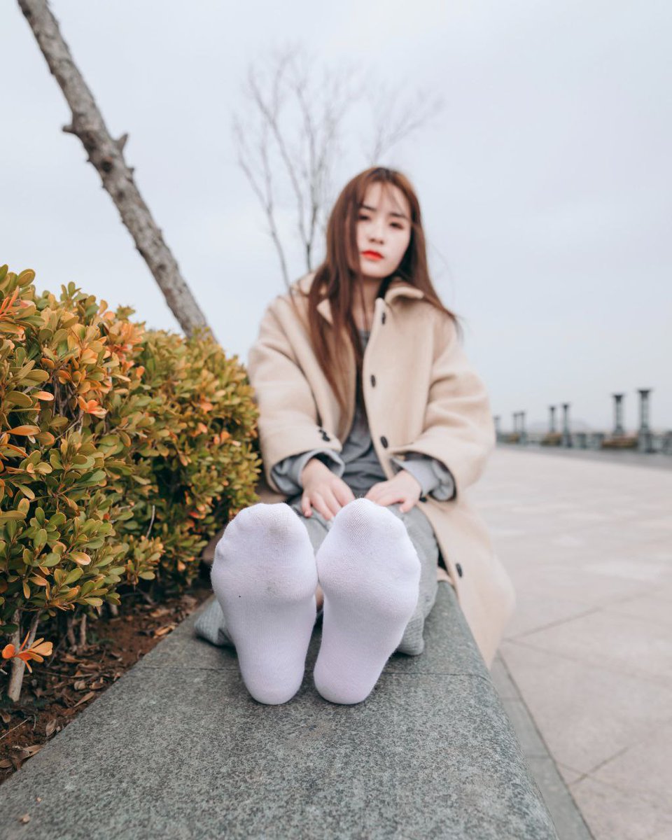 GrooooosCul's tweet photo. #feet #feetfethish #feetworship #footjoob #sockenfetisch #socksgirl #asianschoolgirl #pieds #porn #dirtysocks #chaussette #feetfinder #feettickle #feetonface #lickmysoles https://t.co/qqX7Cu4jNJ