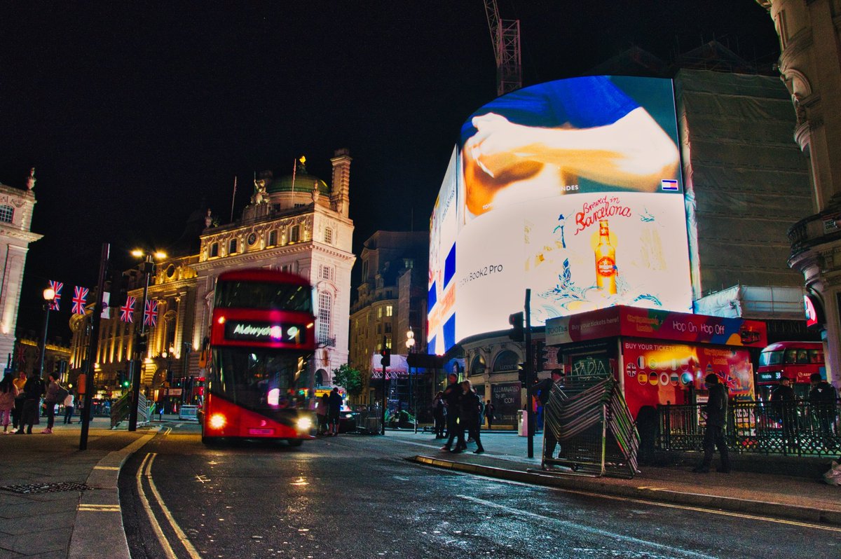 HelloSchreiber's tweet photo. GN. London. https://t.co/o7UkJZXwkZ