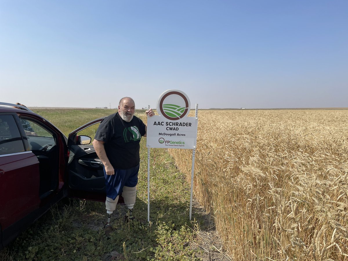 CordonGeisam's tweet photo. Great honour today for me to take Larry Schrader and some of the family. To see a field of #AACShrader #CWAD which is named after his dad who lost his life in line of duty over 50 years ago. @SaskLegion @McDougallAcres @FPGenetics https://t.co/g2G9XvzI5Z