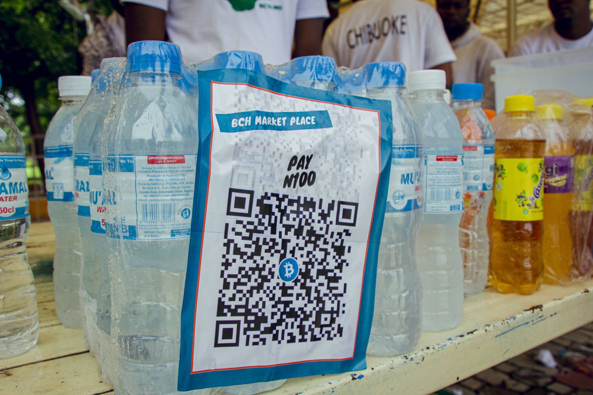 bch_nigeria's tweet photo. Scan - Send - Receive 🤩 #BCH  We are very Happy to Bring this Experience to many .. we showed them it’s just money 🤑 https://t.co/DNhvpAgi5P