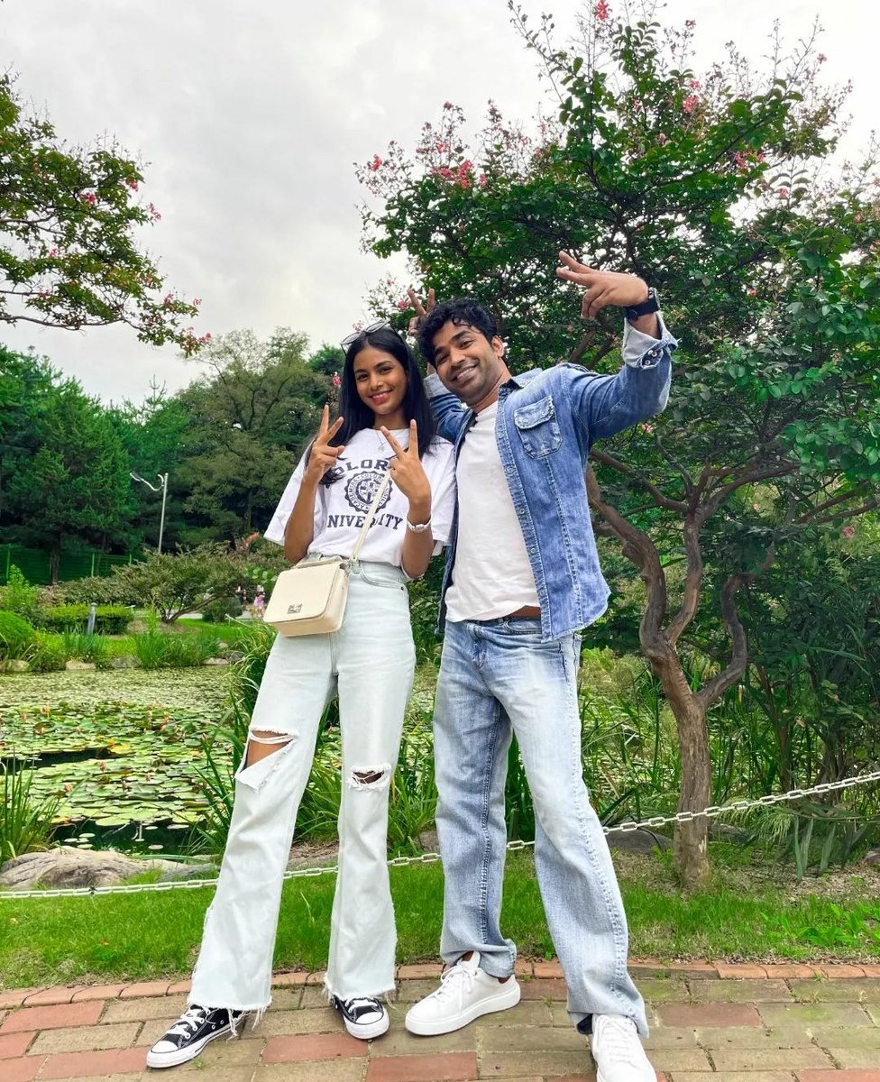 sriyabrasil's tweet photo. 📸 ESSA AMIZADE! – Sriya no Instagram com Anupam Tripathi, ator de Round 6

“Gostei de passar um tempo com @ sangipaiya… Não é só um ator incrível, mas um verdadeiro cavalheiro. #Honrada, obrigado por hoje irmão 💗🙏🏼”

#BLACKSWAN @BLACKSWAN_DRENT #SRIYA https://t.co/LefZi4afRC