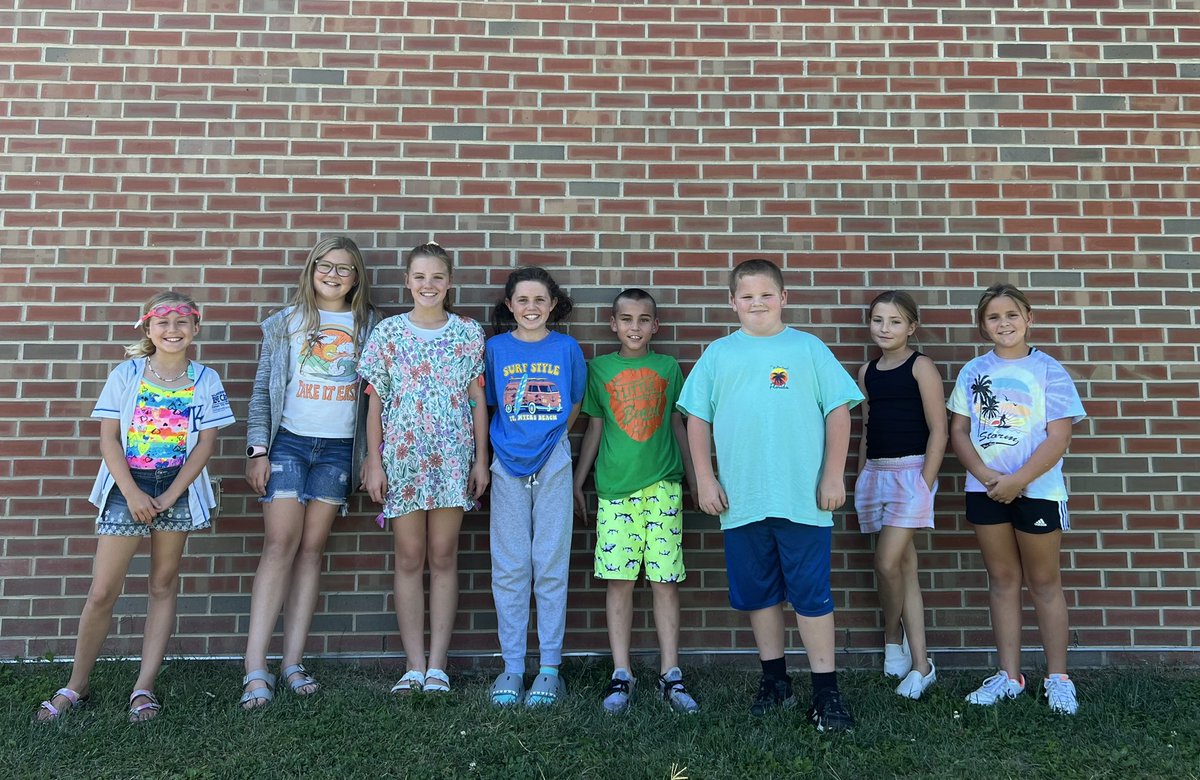 NatDJohnson's tweet photo. Homecoming 2022 is underway! Day one of our “Victory Vacation”.
Surf’s Up, Wildkats! 🏄♀️ 🏄♂️ 🏄
@KCEprincipal @WildKatNation1
#KCErocks #Homecoming2022 https://t.co/U2W5gpqn7Q