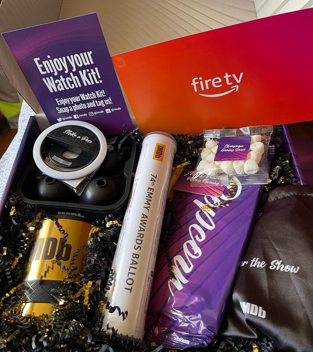 momnikooky's tweet photo. Thank you @gofooji @IMDb #Emmys #IMDbWatchKit https://t.co/6tqewvCaTu