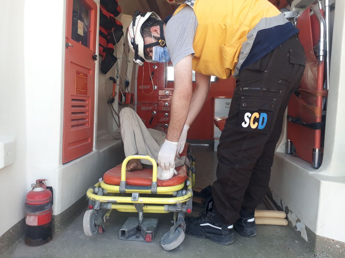 scdaleppo's tweet photo. The humanitarian situation in #Syria prevents people's access to many basic services. Our teams transfer patients to and from hospitals and provide first aid to fill in the gaps in the lack of these services with the endless needs for medical care in the northwest Syria https://t.co/gweydQdijW