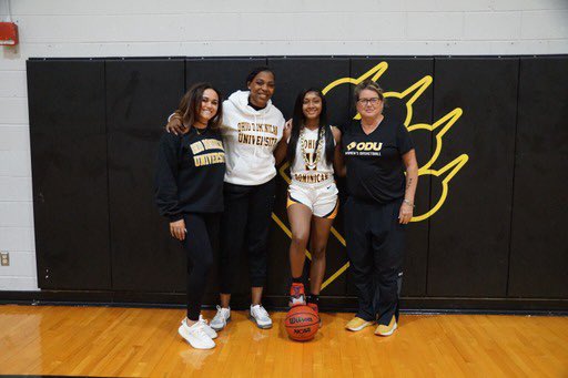 lasonja13's tweet photo. After a great visit I’m blessed to receive my first official offer from ODU thank you @shack4055 @BalcombMelanie @_carlicodner_ https://t.co/cvjaMw5Xwo