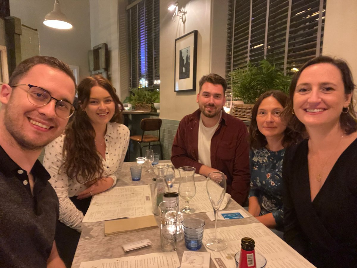 The SRG heads to Liverpool's Albert Dock for matrix biology and tapas 🚢 ready for #BSMB @BSMB1 'the matrix in development' meeting tomorrow!