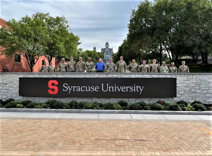 teamcastle's tweet photo. @Teamcastle Commander, BG Todd Lazaroski, with 302D MEB Commander, Col. Anthony Mancari and some 479th EN BN Soldiers attended an event at Syracuse University this weekend. #BuildToServe #R2PC
@USArmyReserve @USArmy @USARPAC @INDOPACOM @USACEHQ @USAEnReg @GoArmy @FamilyPrograms https://t.co/4aP13lLPSd