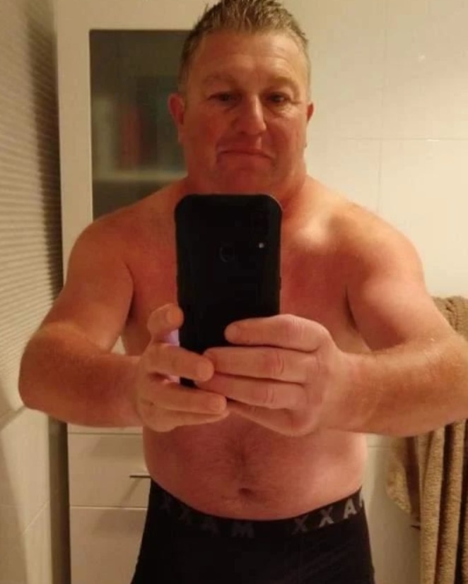 TonyDW48's tweet photo. Iam 49 years old and I have a Dad https://t.co/nqMOWJZ5rC I still ok?🤣 https://t.co/Lsui0GQK1x