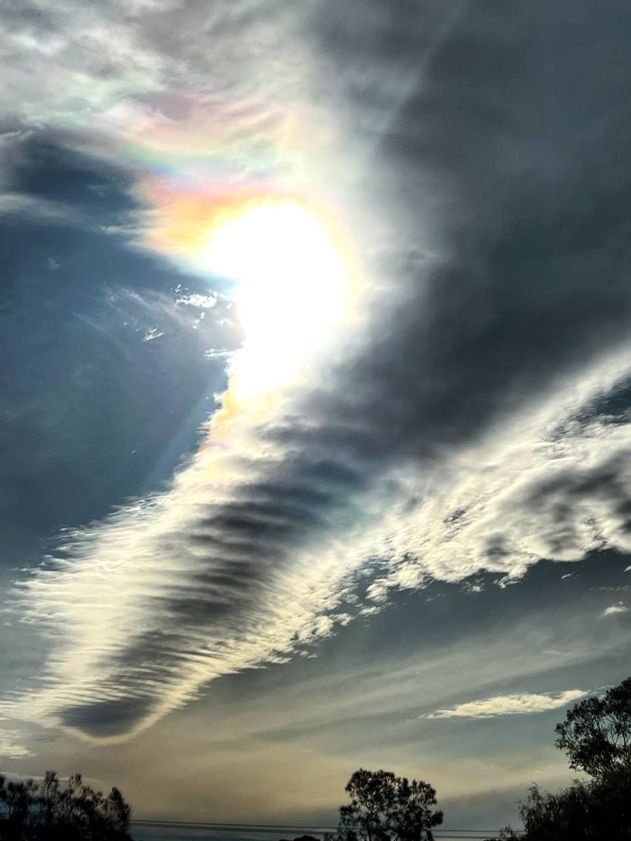 BigPharmaHarm's tweet image. #notnatural #TweedHeads #Australia #spraying #chemtrails #cloudseeding #climatechange #manipulation