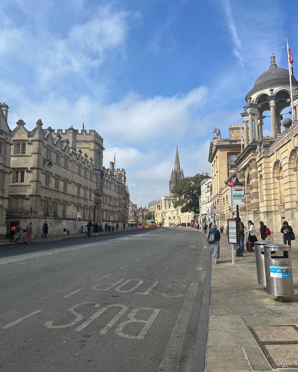 NjSamwel's tweet photo. #Oxford #camissionsn3 https://t.co/jZ0w3xk7Iq
