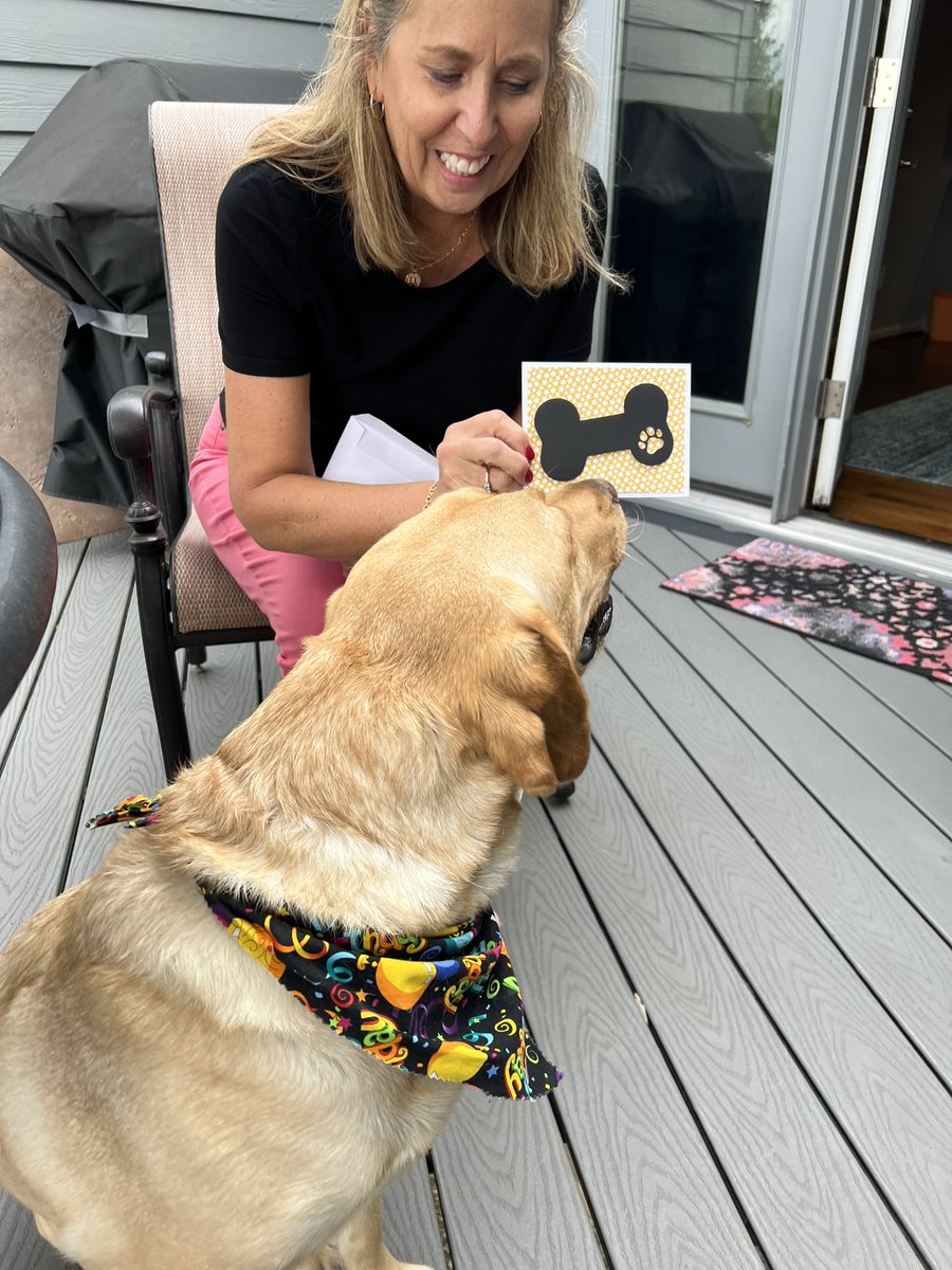MissKramerSCSF's tweet photo. And a BIG happy 3rd birthday to Titan! We love you! #dogsofmason #kindnessstartswithME #masonmomentum https://t.co/EYd0cAnRfo