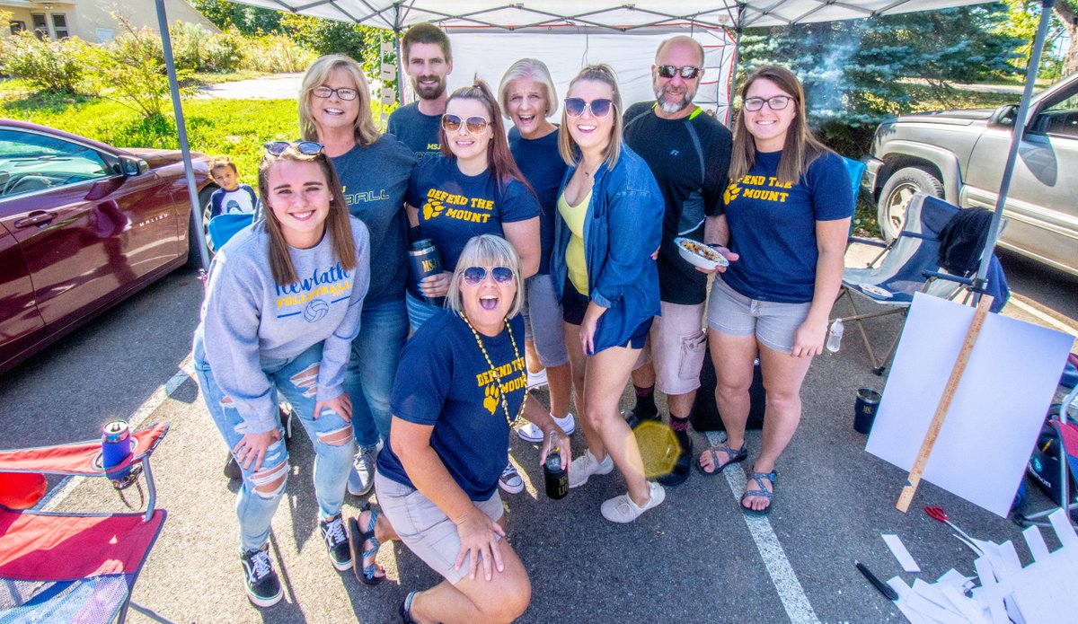 MountStJosephU's tweet photo. Family Weekend is happening this Friday, September 16th and Saturday, September 17th. Come see what life on campus is really like and get the opportunity to better connect with your student through many fun campus events and activities. RSVP: https://t.co/Thxfokguuc https://t.co/t82qPXLJzF