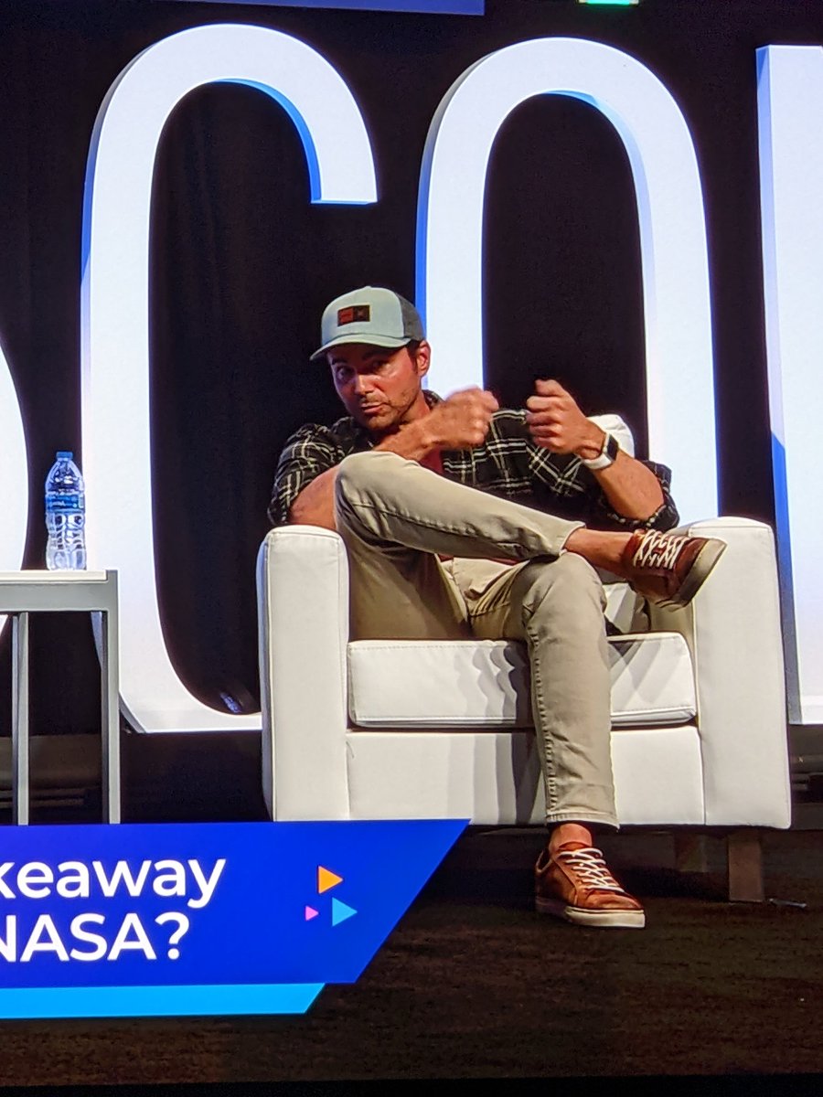 TylerGDunphy's tweet photo. #DattoCon22

Galvanize people for just a moment to do something to make a difference https://t.co/3mpB8SnLZv
