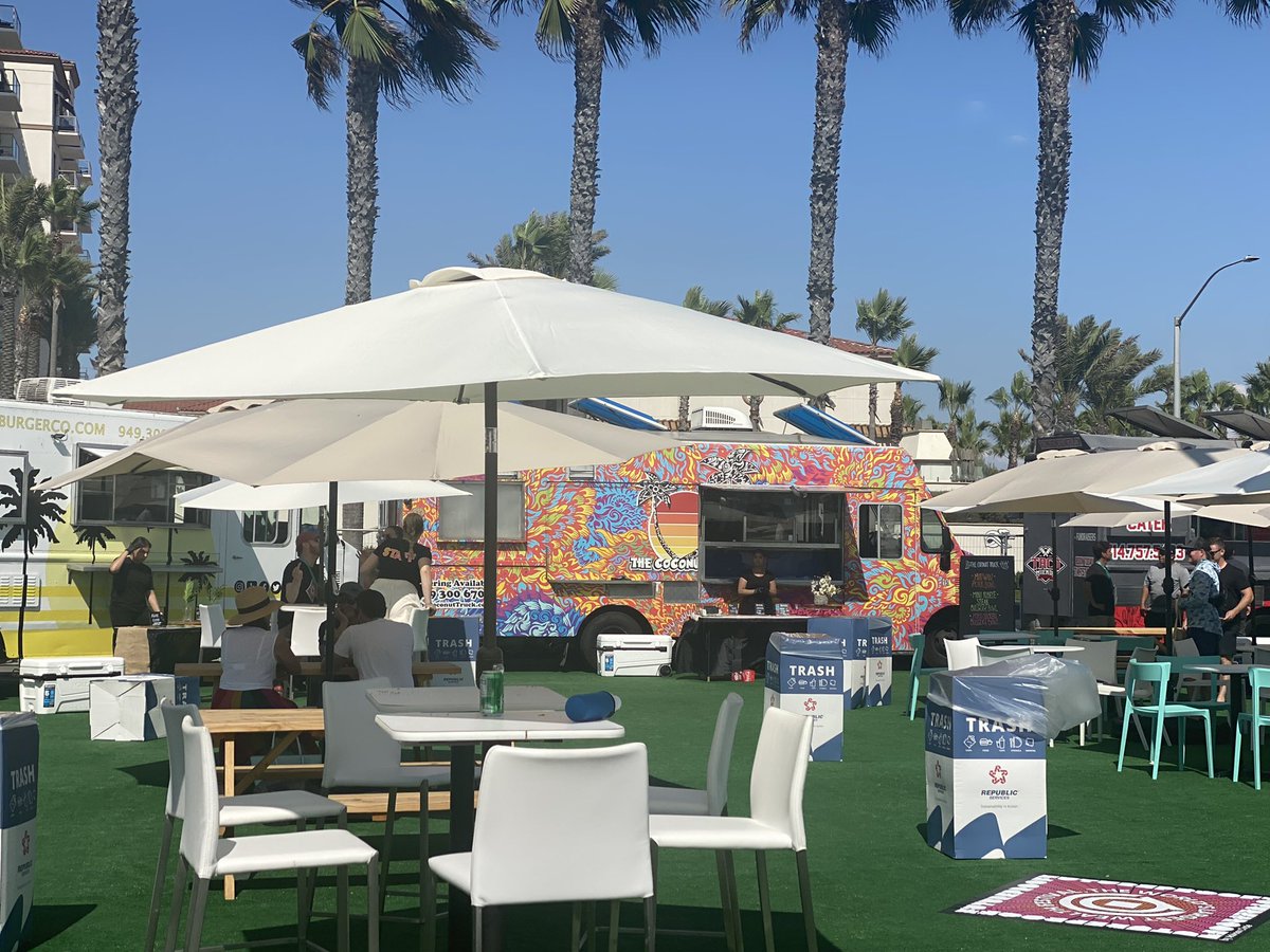 SJFrueh's tweet photo. Loving the setup at @FutureProofAC this week with the @viseinc team. Can’t beat a good food truck setup. https://t.co/IOvQ37pRID