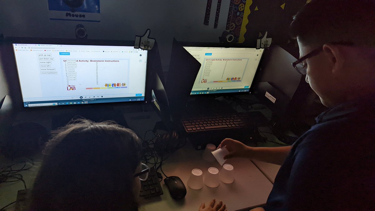 Ocelotscode's tweet image. 🤖Reviewing Algorithms and Sequencing in the Coding Lab today with My Robotic Friend activity! 🤖 #LosFresnosCodes #Coding108