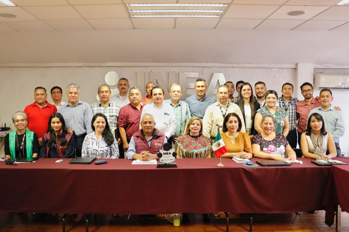 INEA_Mich's tweet photo. Con el objetivo de realizar un análisis cuantitativo y cualitativo de los logros obtenidos, en el periodo enero-agosto del año 2022, en el #INEAMich, se llevó a cabo la Reunión de Balance Operativo.

Para ver la nota completa accesa al siguiente link 👉 https://t.co/KVVVKSpiNr https://t.co/8K6AOL6uRF