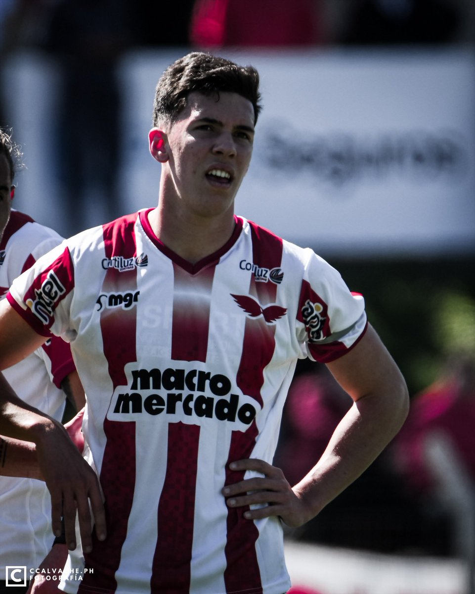 cariverplateuru's tweet photo. Si, yo tampoco entiendo que pasa Thiago.

🤨 https://t.co/tWfcrGpOqE
