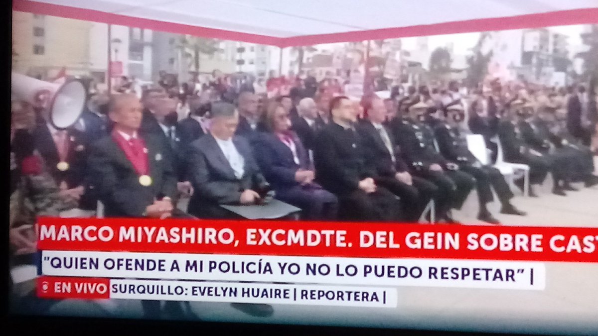 MarcosA03239902's tweet photo. @VirgiDArbulu " Quien ofende a la Policia no se le puede respetar" .... Que te quede claro Castillo. ... https://t.co/H3ixGf8zDd