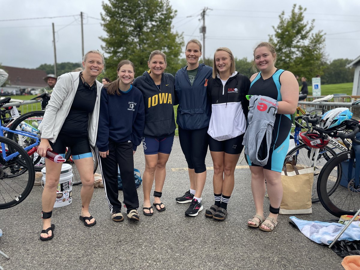 This weekend SIUe SOP had 6 faculty and 3 P4 students compete in the #LitchfieldOlympicTri! This has become an awesome way for faculty &amp; students to connect in sport outside of the classroom. Kudos to our Olympic Tri competitors! #worklifebalance #swimbikerun