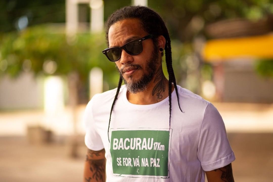 Essa é pra quem curte o Lunga de <a href="/silveropereira/">Silvero Invenção 🇧🇷 ❤️</a> e toda a turma braba de Bacurau!

Pegue seu desconto de 15% usando o cupom "ladob15" lá no site da <a href="/zetanossa/">Zeta Nossa</a> zetanossa.com.br #publi