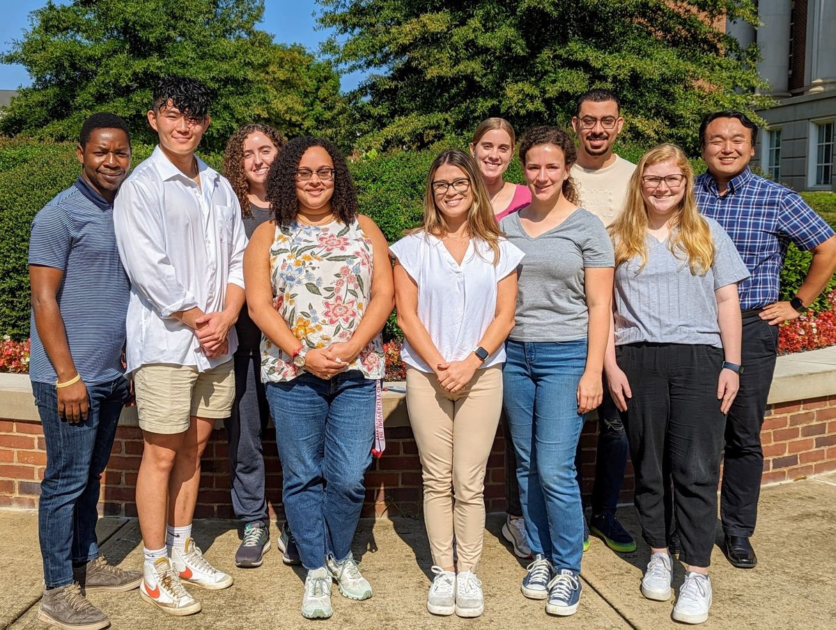 yjohnkim's tweet photo. #KimLab is happy to welcome new @UAChBE PhD student &amp; McNair Fellow Wilmer Andújar-Cruz and @UA_RRSP scholars Isabella Concannon and Taylor Schnorbus to the research group. Welcome, Will, Bella, and Taylor!
https://t.co/cQ7iX8cCIZ https://t.co/xOgDvV30Fb