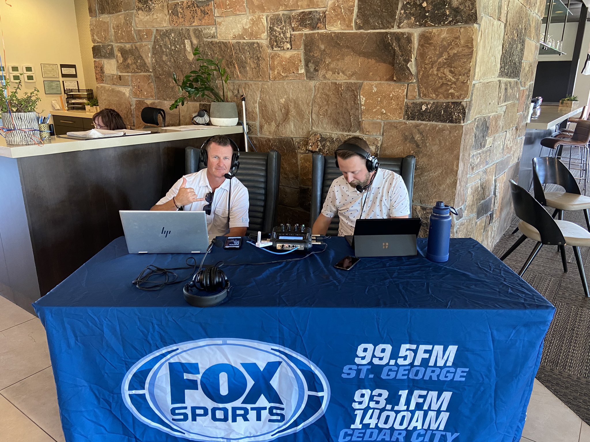 The Fan Sports Network (TheFanSN) / Twitter