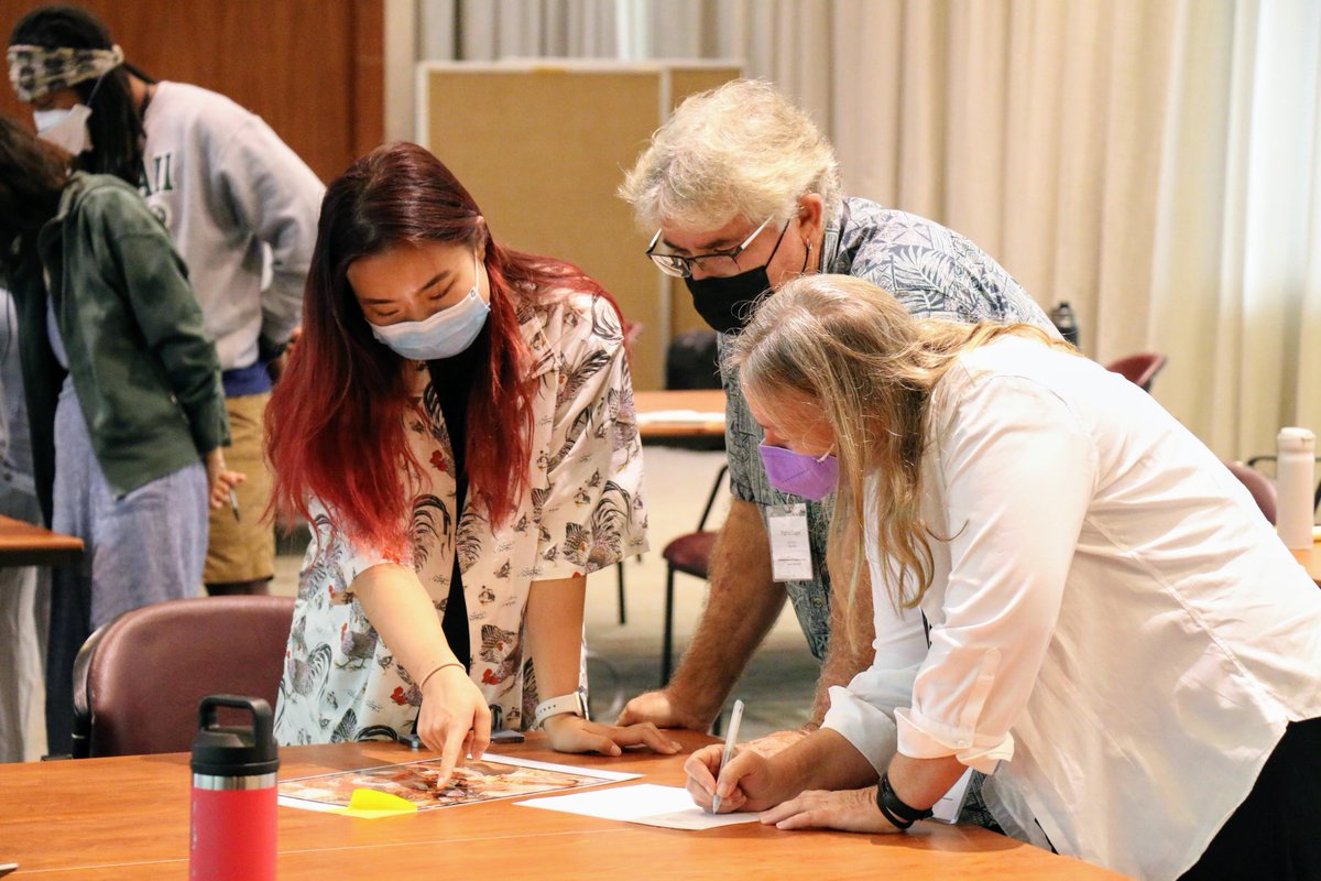 StanfordSPICE's tweet photo. Attention #highschool #teachers in #Hawaii! Apps open today for #StanfordSEASHawaii, a free #TeacherPD program for Hawai'i Ts. Apply by Oct 14 &amp; learn from experts at #StanfordUniversity, #UniversityofHawaii &amp; beyond. https://t.co/Nem5zSx3QJ

#808Educate #Stanford @FSIStanford https://t.co/zjxcAN2I6j