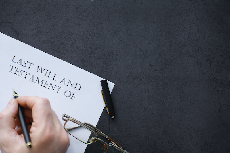 VSkvarna's tweet photo. In an effort to be fair, most testators (i.e., persons who have made a #will or created an #estate #plan) or #trustmakers divide their money and property equally among #heirs. #Probate #Wills #RetirementPlanning #EstatePlanning #Trusts https://t.co/waJ8hQIpfz https://t.co/eXbGjVDSck