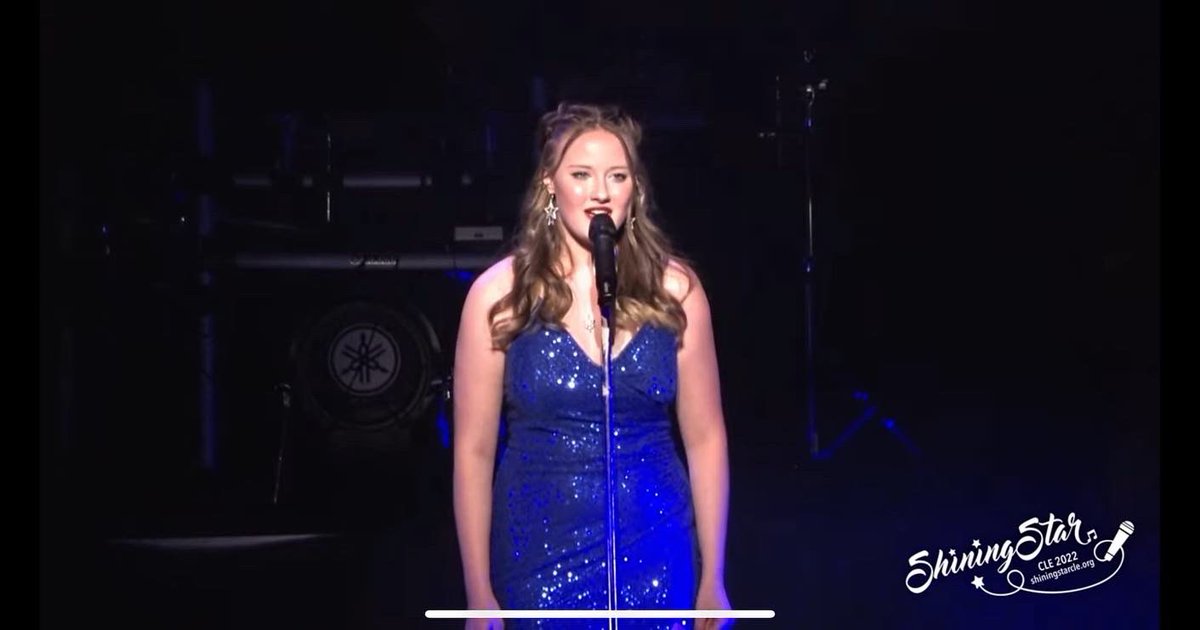 ETC_ShowChoirs's tweet photo. Congrats to our senior Lila Wagner-Gleeson for an amazing performance at the shining star competition last night!!! We are so proud of you and we loved seeing you perform and smile on that stage!! #heidsetc #shingingstarcle #yaylila https://t.co/RLLkvhsw4T