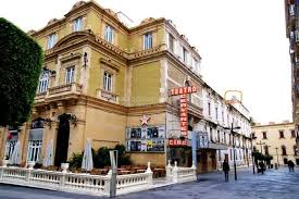 Manu Lázaro | VoyaSerLibre | tweet media